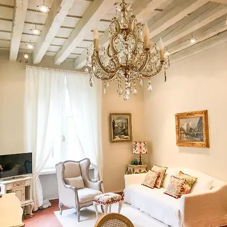 Apartament Palazzo Tiolo Werona